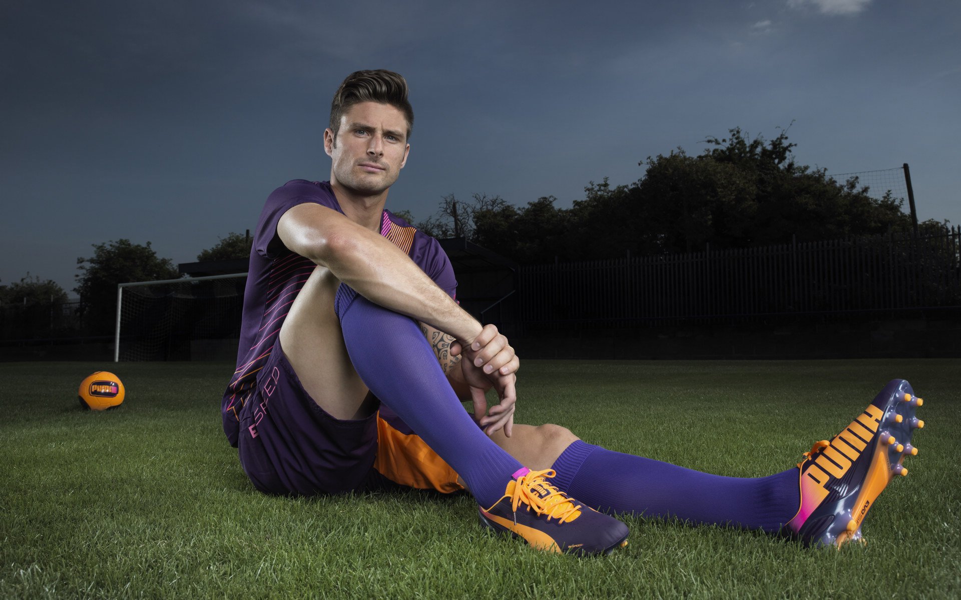 世界杯万众瞩目：精彩瞬间不断刷新！，世界杯锦集